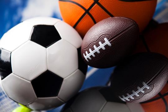 足球、足球和篮球说明了博彩网址大全的校内活动.